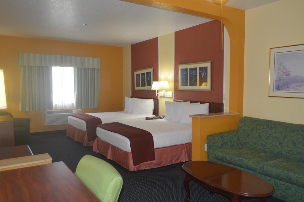 Howard Johnson By Wyndham San Antonio Hotel & Suites Exterior foto