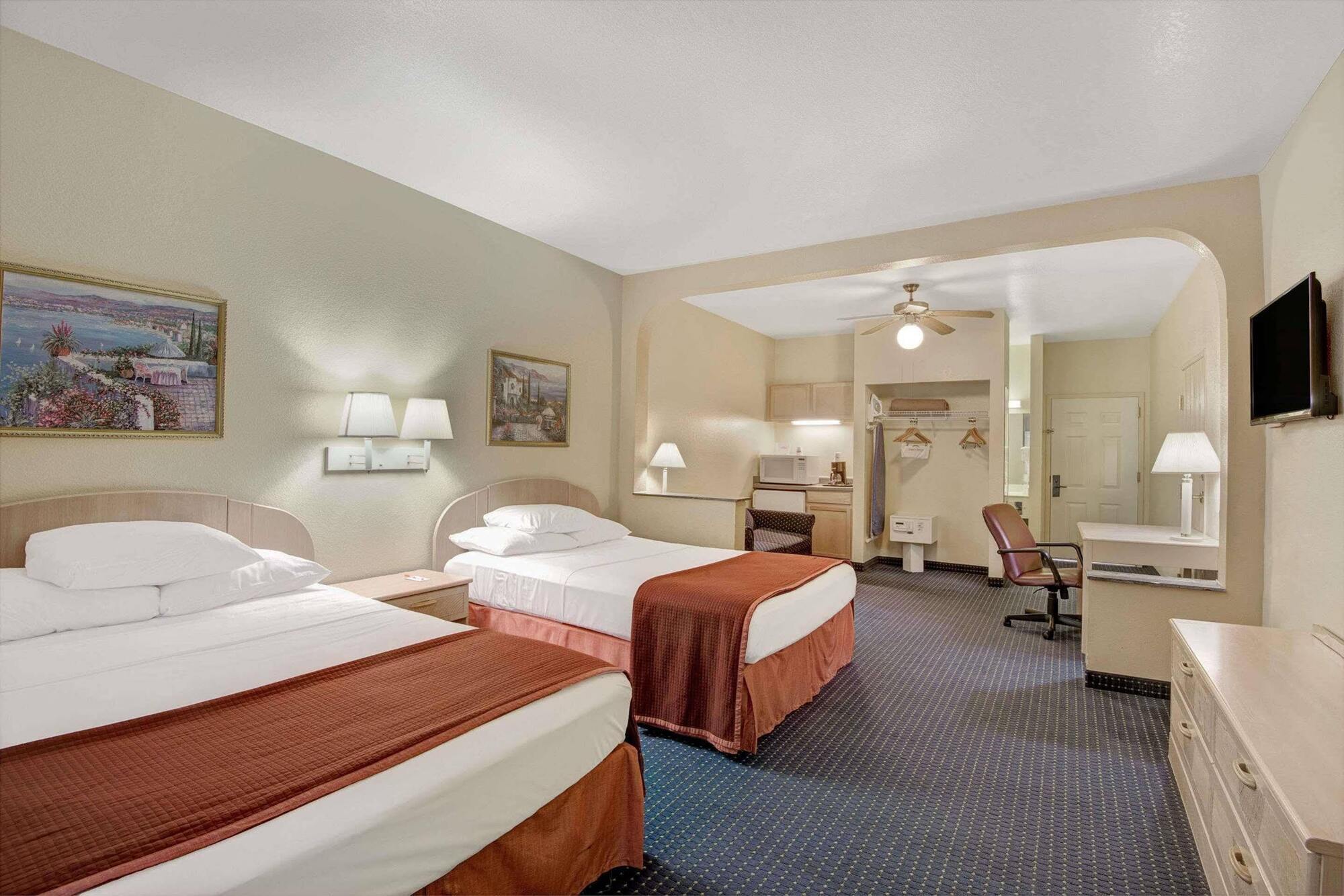 Howard Johnson By Wyndham San Antonio Hotel & Suites Exterior foto